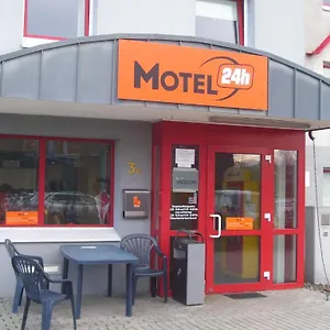 Hotel 24h ***