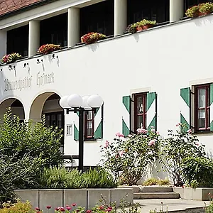 Hofmark Brauereigasthof Lenting